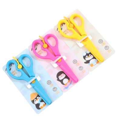 China Mini Craft Universal Adjustable Blunt Safe Kids School Cutting Plastic Scissors 5