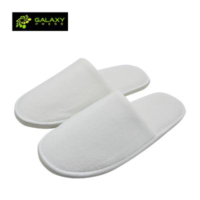 China Disposable Slippers Customized Blank Textile Sublimation Disposable Hotel Slippers for sale