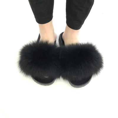 China Home Breathable Warm Sale Ladies Solid Fox Fur Slides Custom Color Women Large Furry Slippers for sale