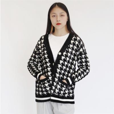 China Anti-pilling High End Ladies Classic Style Long Sleeve Houndstooth Knit Cardigans Sweater for sale