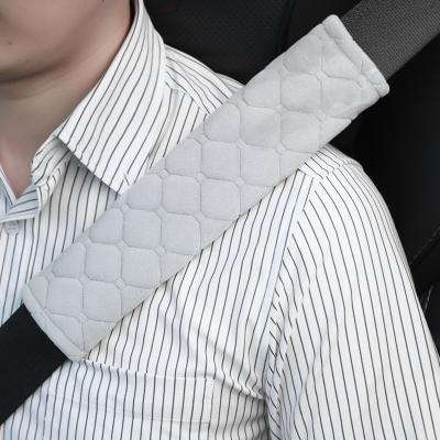 China Universal Auto Plush Car Soft Short Seat Belt Cover Auto Seat Belt Covers Warm Plush Shoulder Pad Protector Safety Belts Shoulder Pad for sale