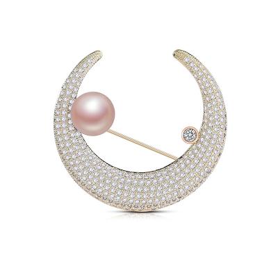 China Wholesale Pearl Brooch Fashion Women Pearl Moon Brooch With Zircon Stone 2021 for sale