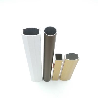 China 6061 Mill Finish Aluminium Vierkante Tube Profiel Aluminium Rechthoekige Holle Pipe Zwarte geanodiseerde Aluminium Tube Te koop