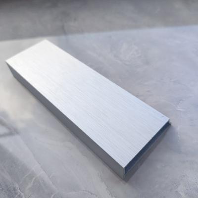 China Aluminium Extrusion Profiles for Window and Sliding Door Custom Silver White Oxidation for sale