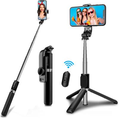 China High Quality Folding Mobile Tripod/Selfie Stick Tripod Q02S Remote Controller 1000mm Height With Fill Light 3 In 1 Extendable Camera Selfie Stick With Remote for sale