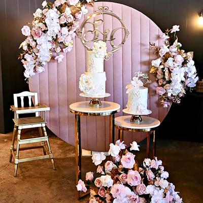 China Modern Wedding Acrylic Round Backdrop Decoration Velvet Fabric Pink Backdrop for sale