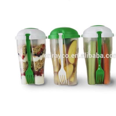 China Sustainable BPA Free Plastic Salad Shaker /plastic Salad Cup With Fork&Dressing for sale