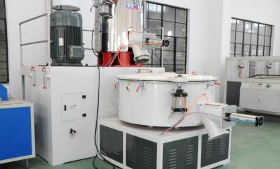 China Equipo de mezcla de polvo de mezcla de plástico Materia prima de pesaje Sistema de alimentación central Línea de producción de mezcla automática de PVC para alta capacidad en venta