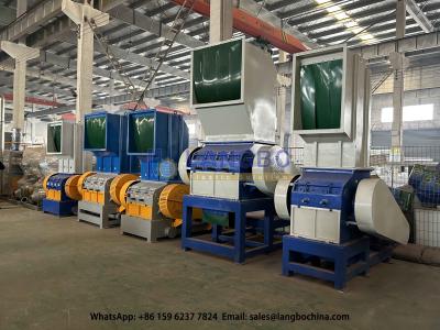 China 37 kW Brecher für PVC-Rohrrecycling, Plastikrecyclinglinie,Recyclingmaschine für Plastikmüll zu verkaufen