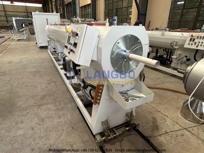 China PVC pipe making machine with parallel twin screw extruder for electrical conduit water supply sewage decoration chemical zu verkaufen