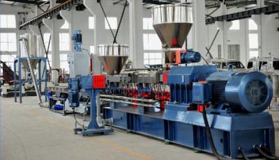 China LDPE-HDPE-Doppelschneckenextruder-Maschine, PVC-PET gewölbtes Rohr, das Maschine herstellt zu verkaufen