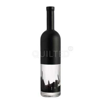 China 750ml Beverage Liquor Bottles Sale Empty Glass Bottles Manufacturer For Vodka Gin Whiskey Spirit Bottles for sale