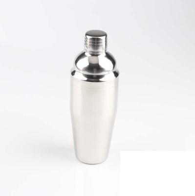 China Sustainable Custom Cocktail Shaker Bar Tools Shaker Strainer Martini Integrated Stainless Steel Shaker for sale