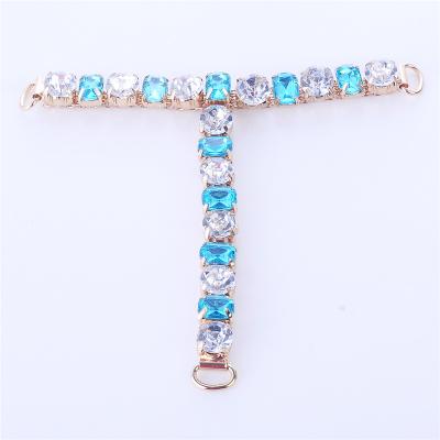 China Shoe Decoration Jewelry Metal Alloy Material Rhinestone Diamond Shoe Buckle Accessory For Ladies Sandal for sale