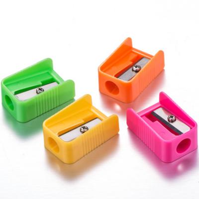 China PS+Metal U Shape Hewn Cheap Wholesale Single Hole 8mm Pencil Sharpener For Promotion for sale