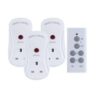 China Residential / Multipurpose Smart Home Power Socket UK Standard Wall Socket With Remote Control for sale