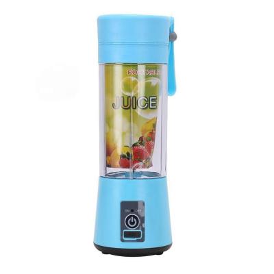 China 2021 new product 2021 new product hand 150W outdoor portable electric juicer manufacturer powerful juicer 220v 400ml for sale