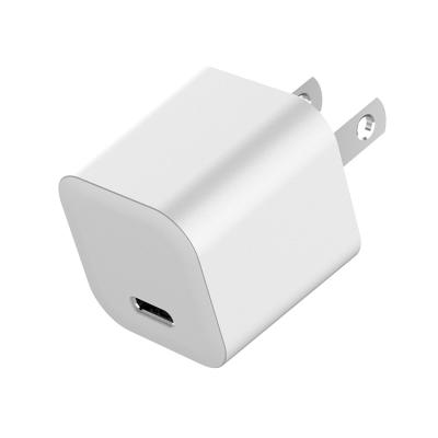 China Hot Sale 20W Mobile Phone PD Fast Charger Wall Charger for sale