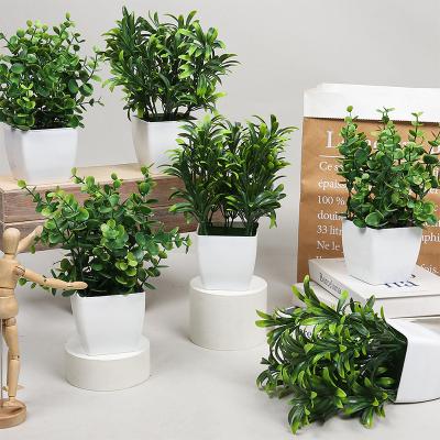 China Contemporary Customize For Home Outdoor And Indoor Artificial Eucalyptus Leaves Factory With Plastic Pot for sale