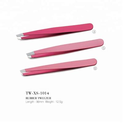 China Best Selling Flat Slanted Products In America Cosmetics Tools Tweezers Pink And Gold Rubberized Finish Tweezers for sale