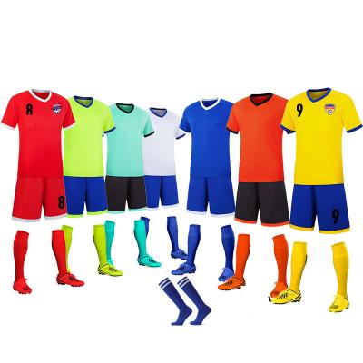 China Quick-Drying 110-185cm Unisex DIY Football Sets With Socks Quick Dry 100% Polyester Breathable Training Sets Comfortable Mens Football Wear for sale