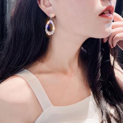 China FASHIONABLE Geometric 18K Silver Post 925 Gold Plated Sparkly Big Rhinestone Crystal Tear Drop Earrings for sale