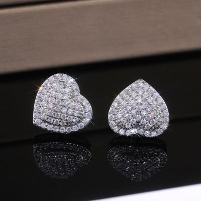 China Tiny Zircon Heart Stud Earrings Crystal Small Stud Earrings 5A Heart Zirconia Sparkle Claw Pave Earrings For Women for sale