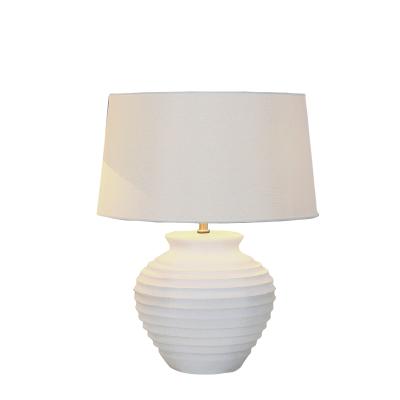 China Wholesale Traditional High Quality Ceramic Shade E27 Lamp Base&Fabric Ceramic Table Lamp Lamp Socket Light for sale