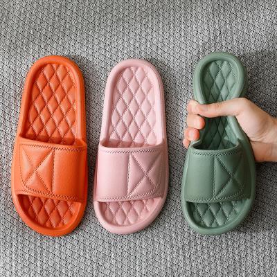 China New Light Non-slip Home Slippers Men Summer Bathroom Slippers Eva Home Hotel Sandals Indoor Light Flip Flop Shoes Solid Color Male for sale