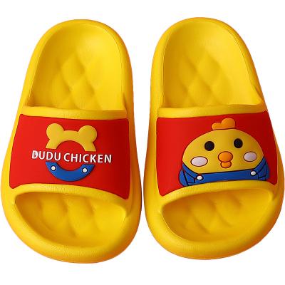 China Breathable Kids Beach Shoes Kids Sandals Boys Girls Slippers Bear Small Animal Non-Slip Indoor Slippers for sale