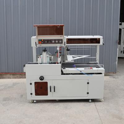 Cina PLC Control Pneumatic Multi Function Packaging Machine con dispositivo attaccabile in vendita