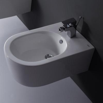 China Gesundheitliche Hauptprodukte ummauern Hungs-Bidet, keramische Bidet-Ganzwäsche-Wasserspülung zu verkaufen