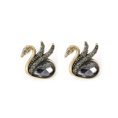 China Vintage Swan Diamond Earrings Hypoallergenic Material for sale