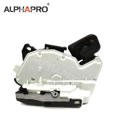 China DOOR LOCK TRIGGER 5K4839015B FOR VW GOLF 2009-2011 REAR LEFT 23.5*10*15cm for sale