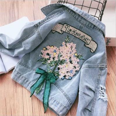 China Blue Anti Wrinkle Unique Spandex Coat Child Girls Embroidered Flowers Denim Jackets for sale