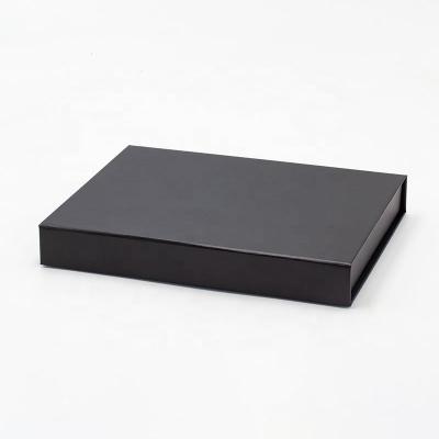 China Recycled Materials Wholesale Luxury Black Color Magnet Flap Lid Snap Closed Shallow Gift Boxes Wholesale for sale