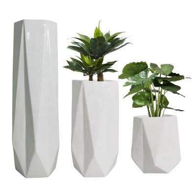 China Nordic Modern Home Irregular Fiberglass Flower Vase Large Garden Decor Plant Pots Flower Planter for sale