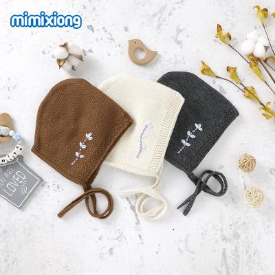 China 2020 Cute Dobby New Arrival Baby Fashion Embroidered Flower Hat Knit Hat With Strap for sale