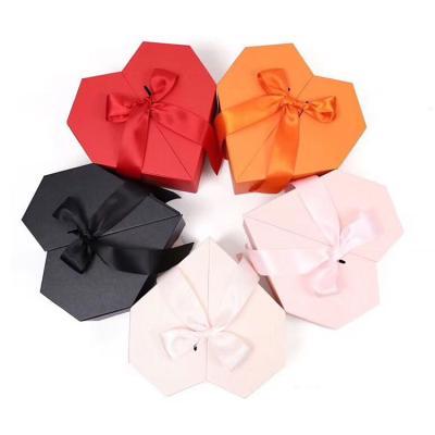 China Recycled Materials Shira Wholesale Heart Shaped Boxes For Gift Packaging Package for sale