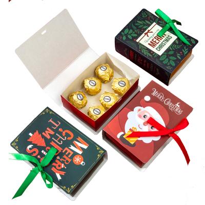 China New Reused Materials Christmas Candy Box Gift Paper Box Christmas Chocolate Candy Box With Ribbon Wholesale for sale