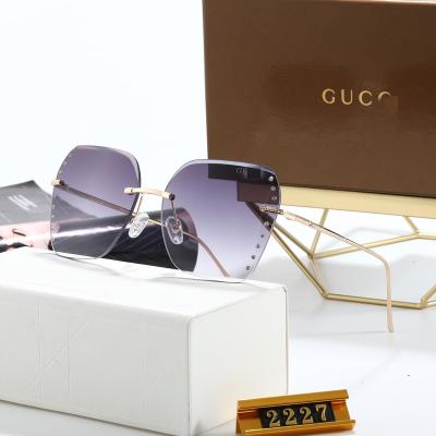 China Fashion Tone Sunglasses Oversized Frame Ladies Designer Sunglasses G Men's Style Multiple Colors Luxury Quality Sunglasses04 for sale