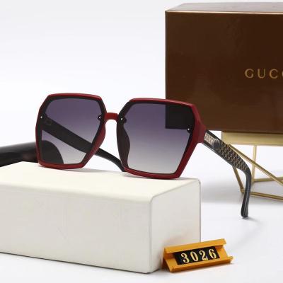 China Fashion Tone Sunglasses Oversized Frame Ladies Designer Sunglasses G Men's Style Multiple Colors Luxury Quality Sunglasses07 for sale