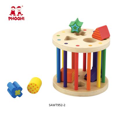 China MDF+Plywood+Solid Wooden Kids Educational Shape Matching Wooden Cube Toy Kids Shape Sorter For Baby for sale