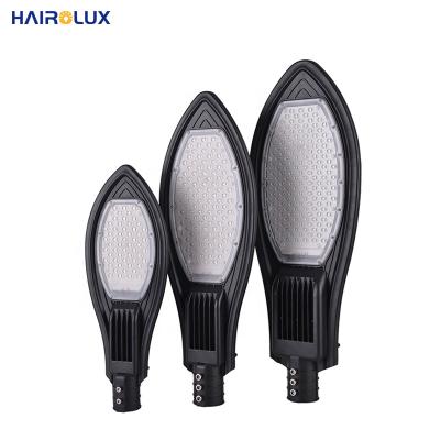 China Good Easy Installation SMD Chip Heat Dissipation Waterproof 50W 100W 150W 6500K Light Control Led Street Light for sale