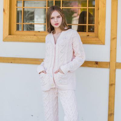 China QUICK DRY long sleeve pajamas autumn and winter factory price high quality wholesale adult pajamas set for women for sale