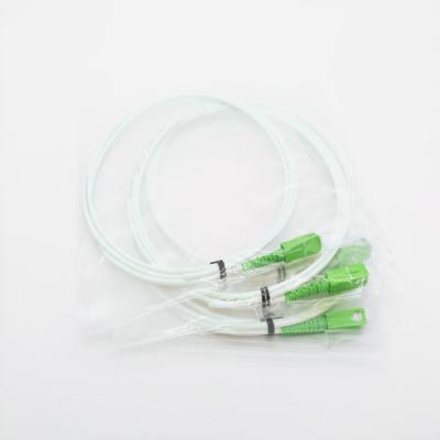 Chine Blanc G657A2 LSZH du simplex 3mm de mode unitaire de Sc RPA de tresse de câble optique de fibre à vendre