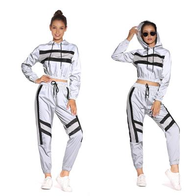 China 2021 Hot new style ladies high waist manufacturers QUICK DRY hooded sports suits popular in Europe and America for sale