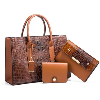 China Factory wholesale small price women's bag mother handbag large capacity alligator fashion handbag for sale