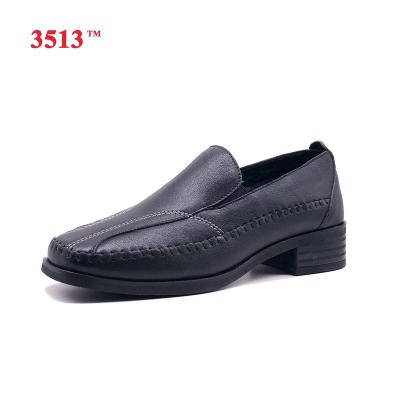 China Anti-Smell Black Leather Elegant Shoes Natural Embossing Office Lady Shoes Official Women for sale