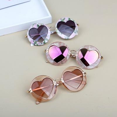 China Fashion Sunglasses Boys Girls Boys Vintage Oculos Feminino Accessories Glass Eyewear Luxury Children Love Heart Sun Glasses for sale